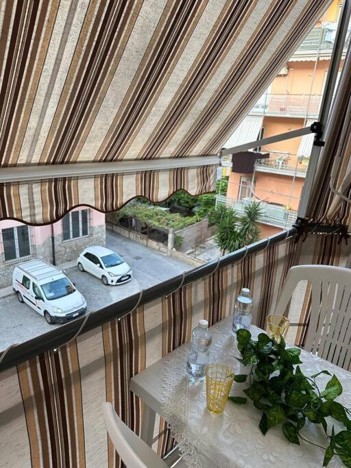 Апартаменти Casa Eleonora: A 5 Min Dal Mare + Free Parking Вентімілья Екстер'єр фото